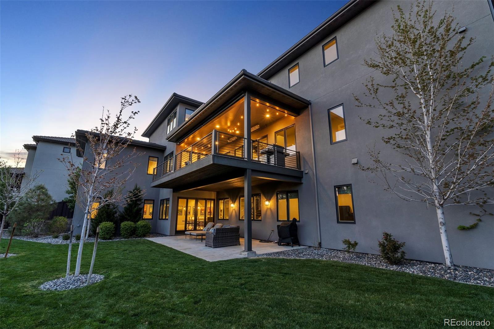 10095 S Shadow Hill Drive