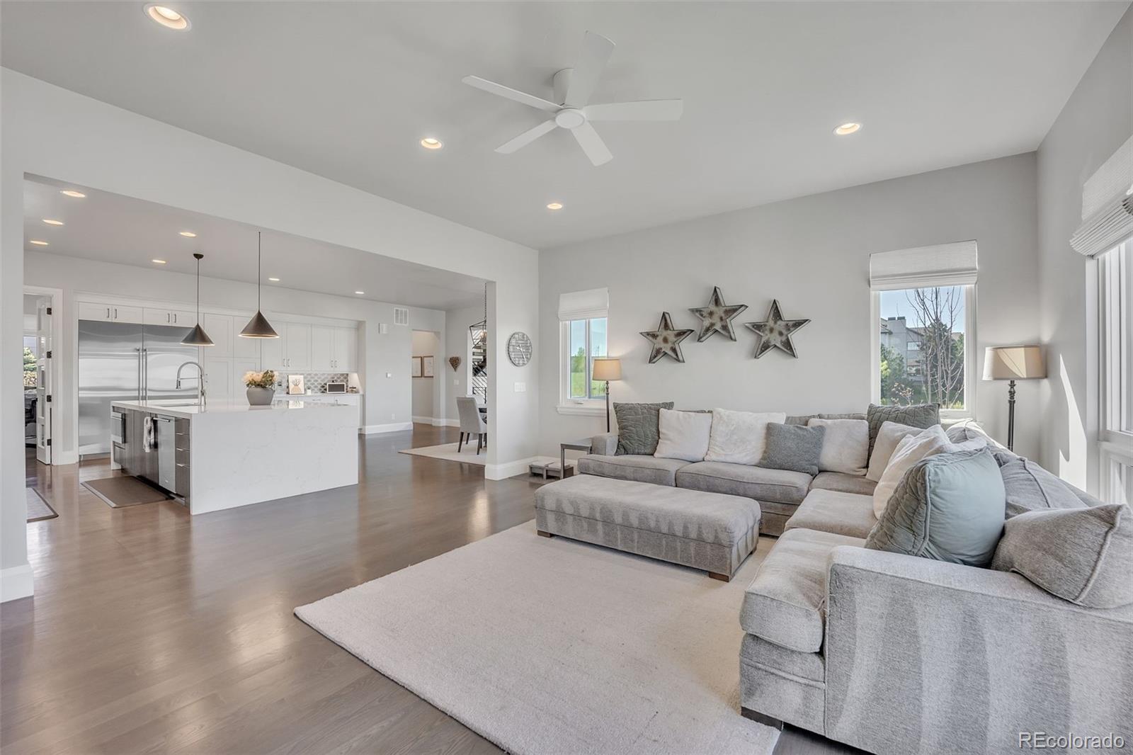 10095 S Shadow Hill Drive