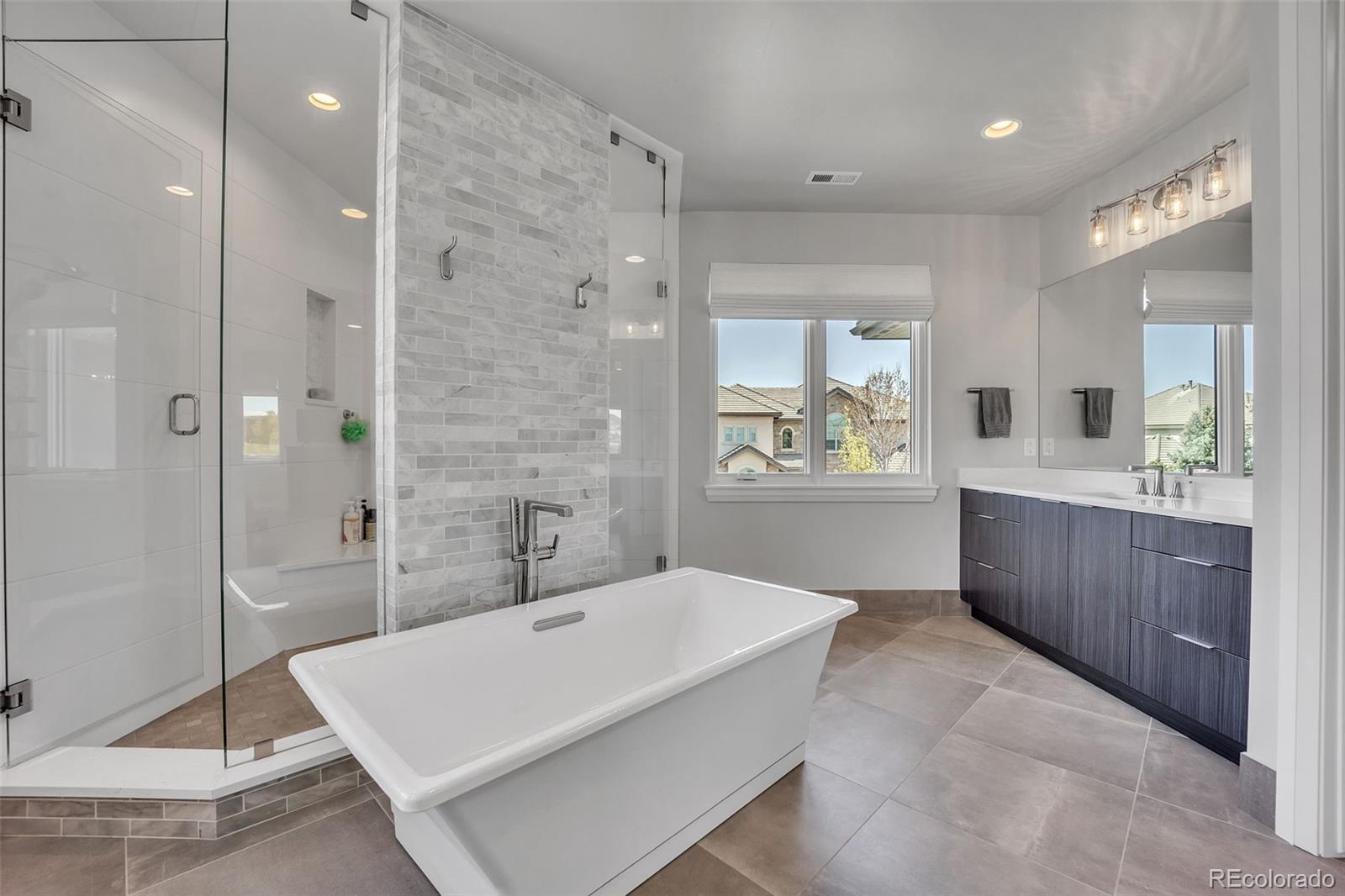 10095 S Shadow Hill Drive