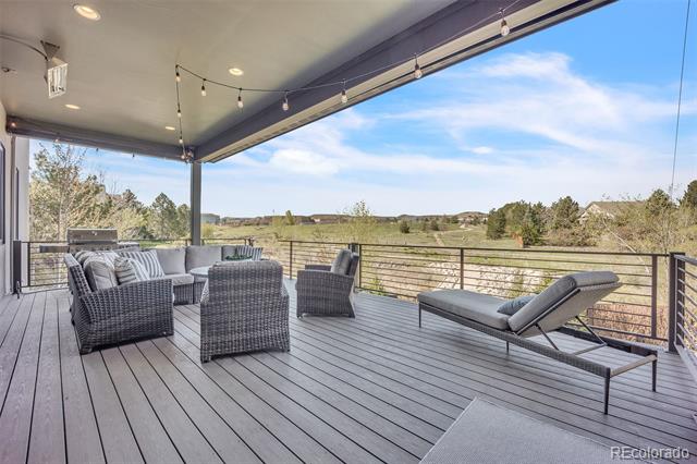 10095 S Shadow Hill Drive