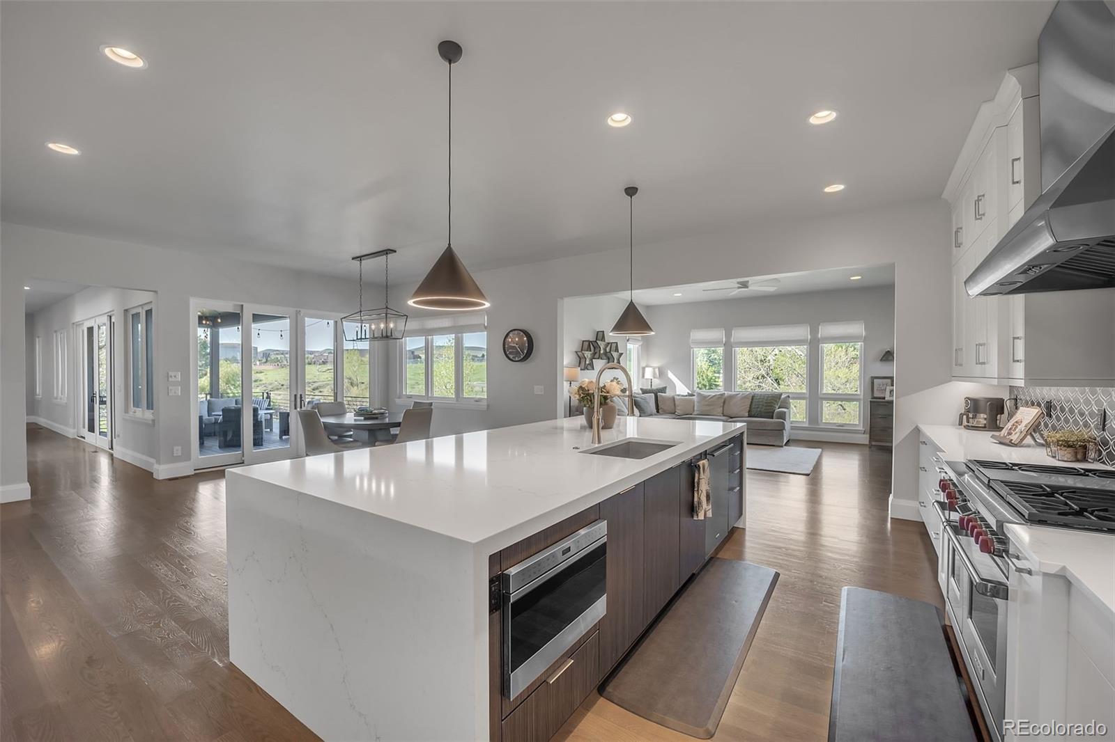 10095 S Shadow Hill Drive