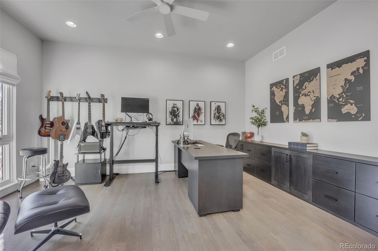 10095 S Shadow Hill Drive