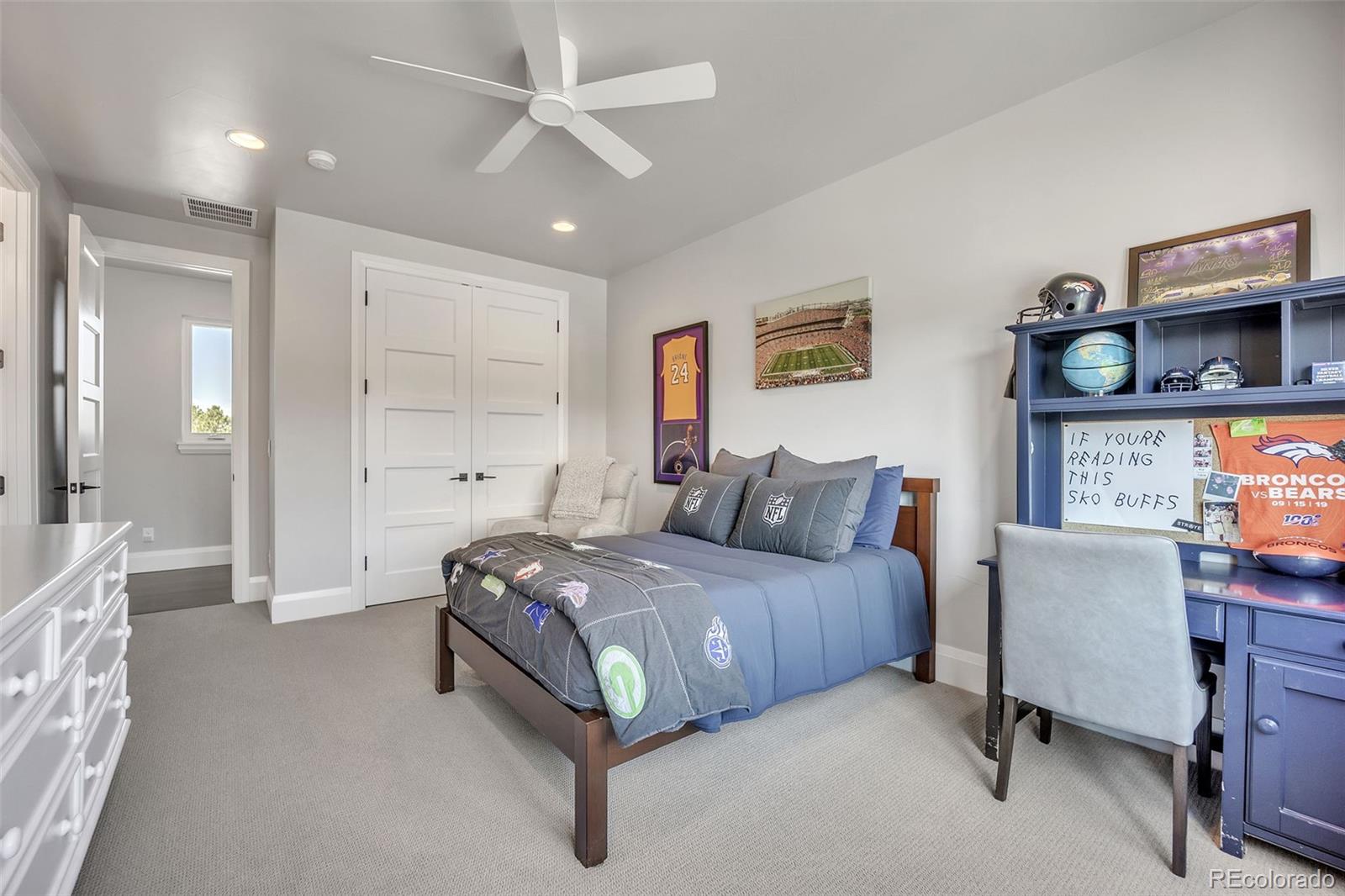 10095 S Shadow Hill Drive