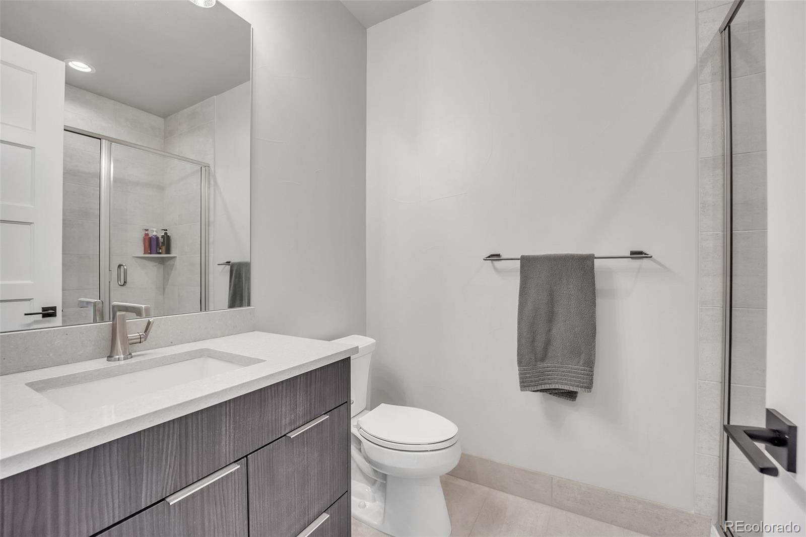 10095 S Shadow Hill Drive