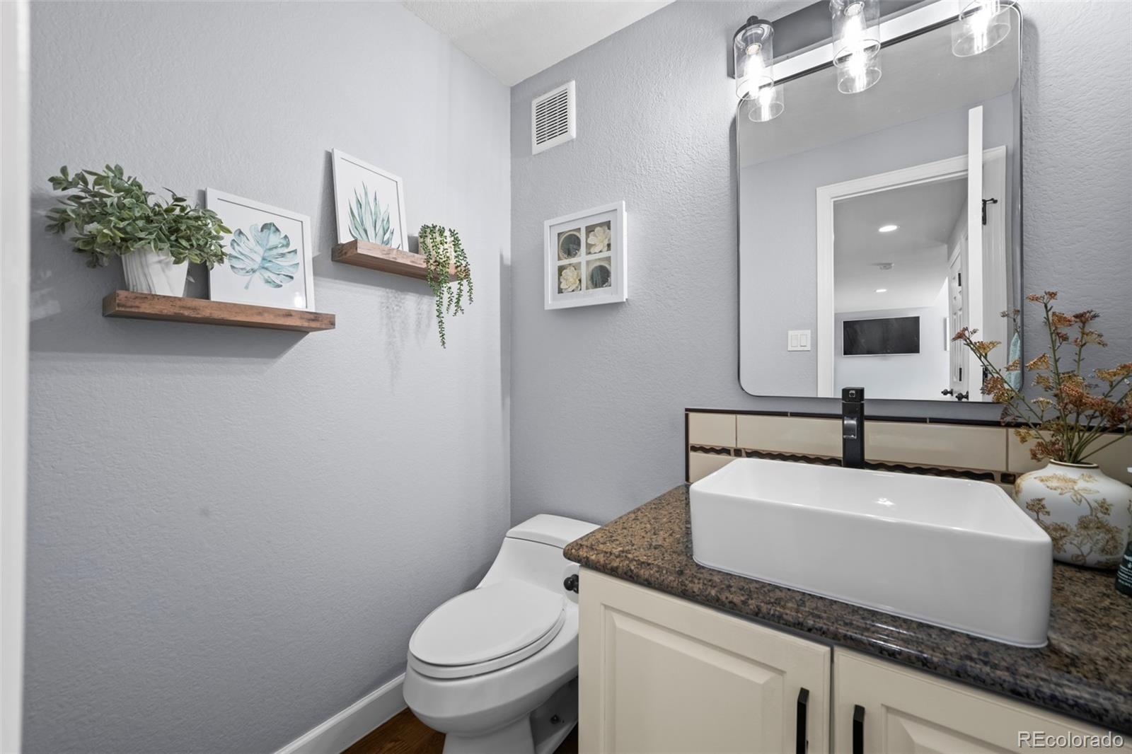 5410 W 115th Loop
