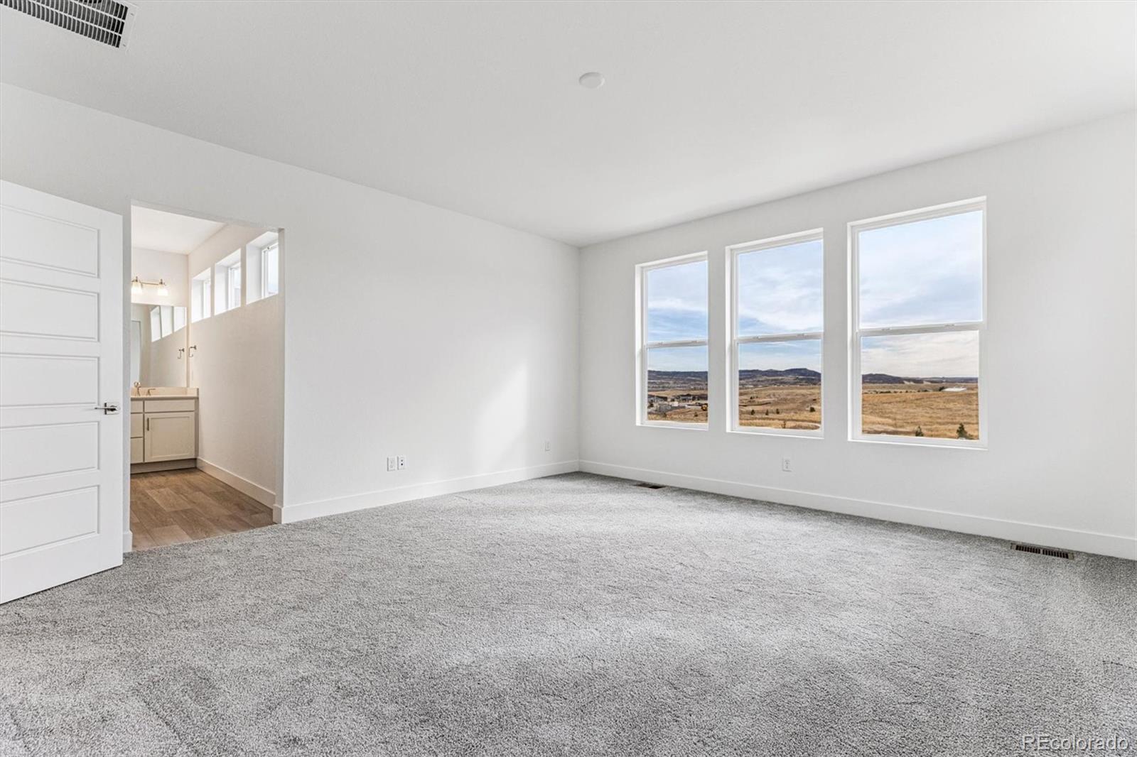 8489 Snake River Street