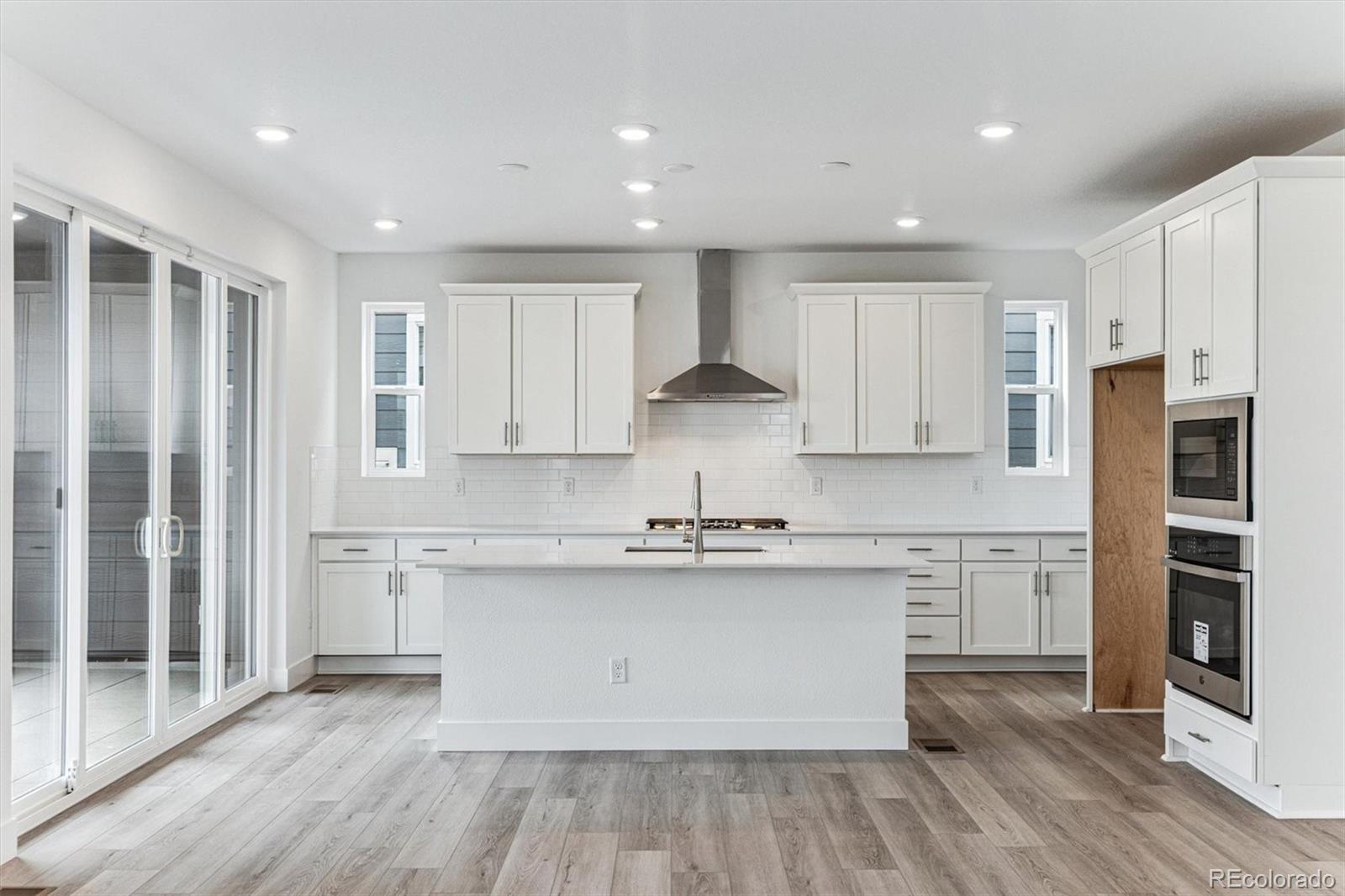 8489 Snake River Street