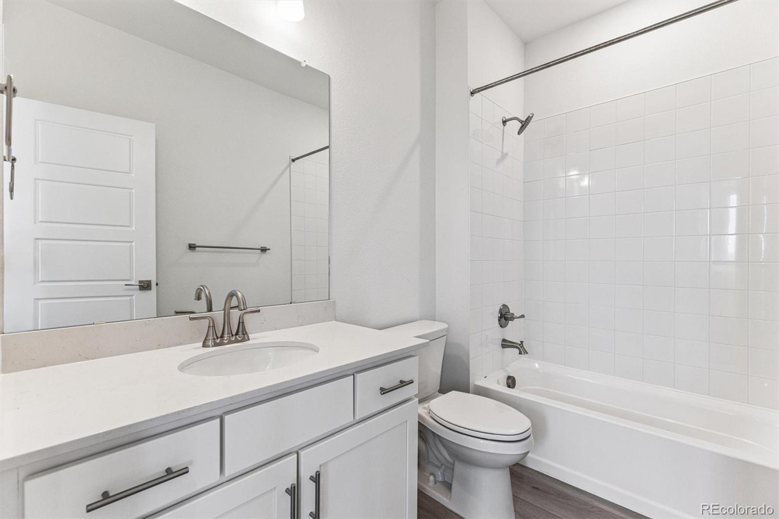 8489 Snake River Street