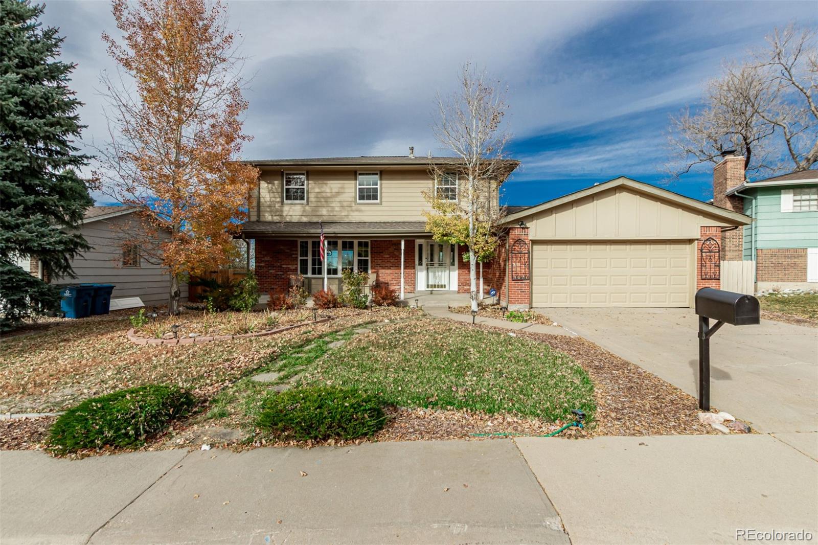 4319 E Peakview Circle