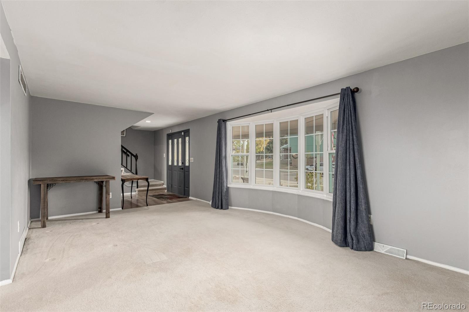 4319 E Peakview Circle