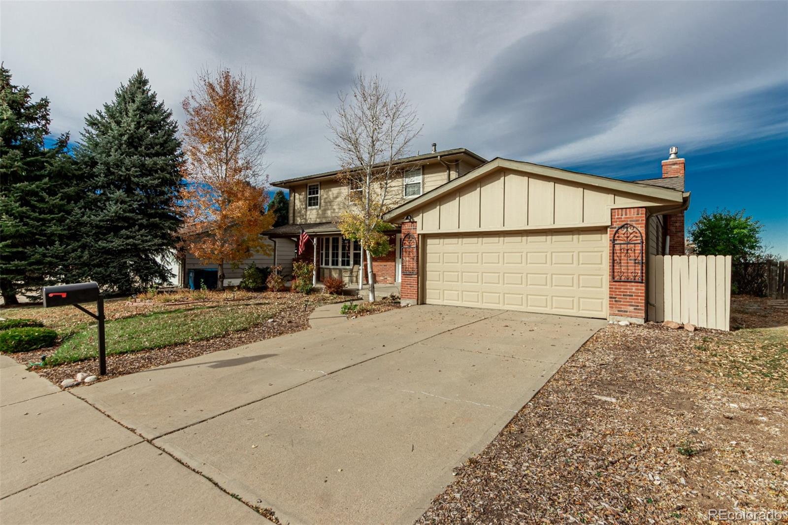 4319 E Peakview Circle