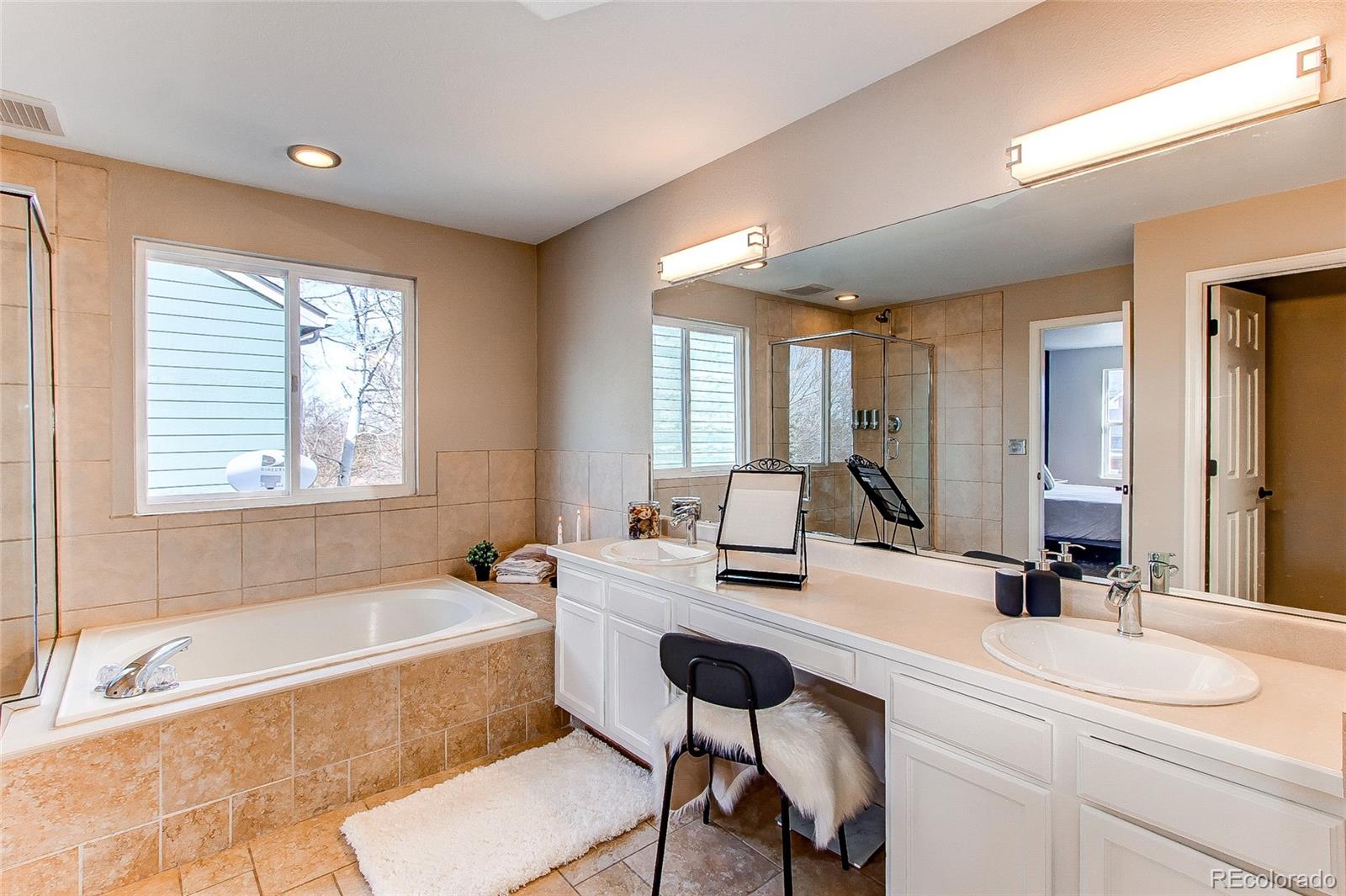 9776 Townsville Circle