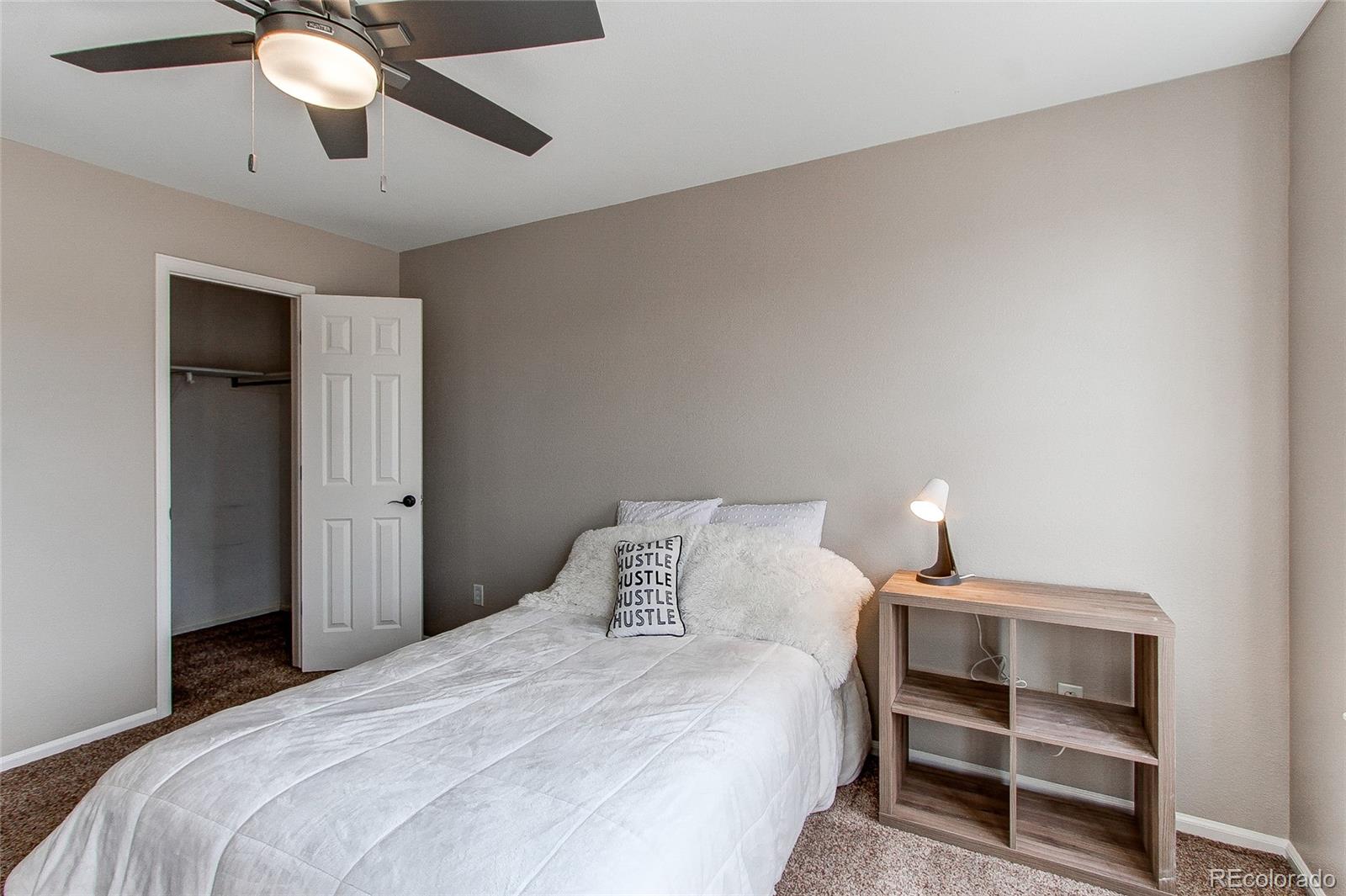 9776 Townsville Circle