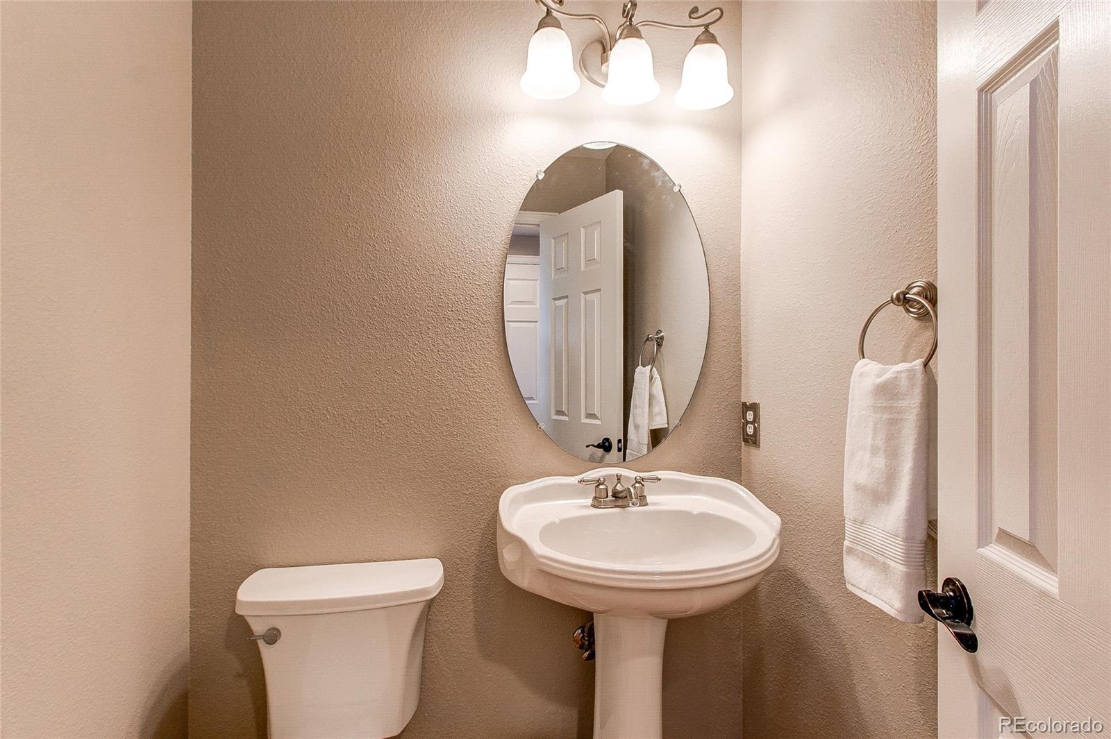 9776 Townsville Circle