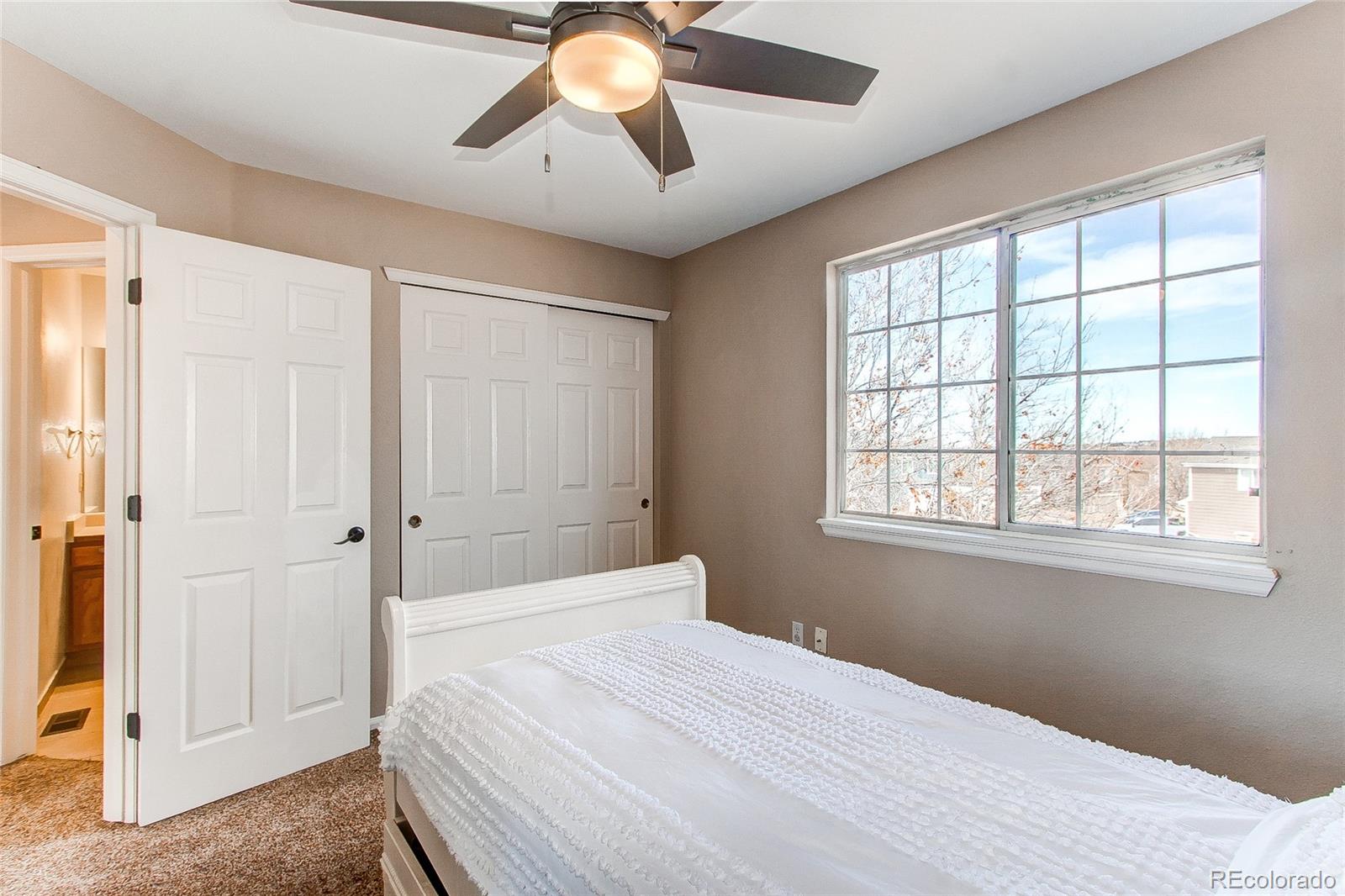 9776 Townsville Circle