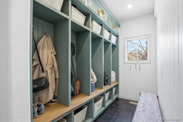 36 Lark Bunting Lane