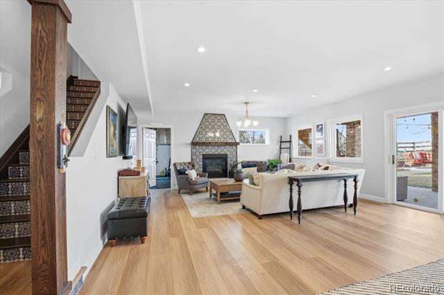 36 Lark Bunting Lane