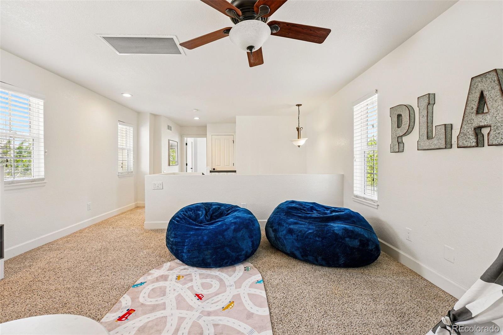 1063 Roslyn Court
