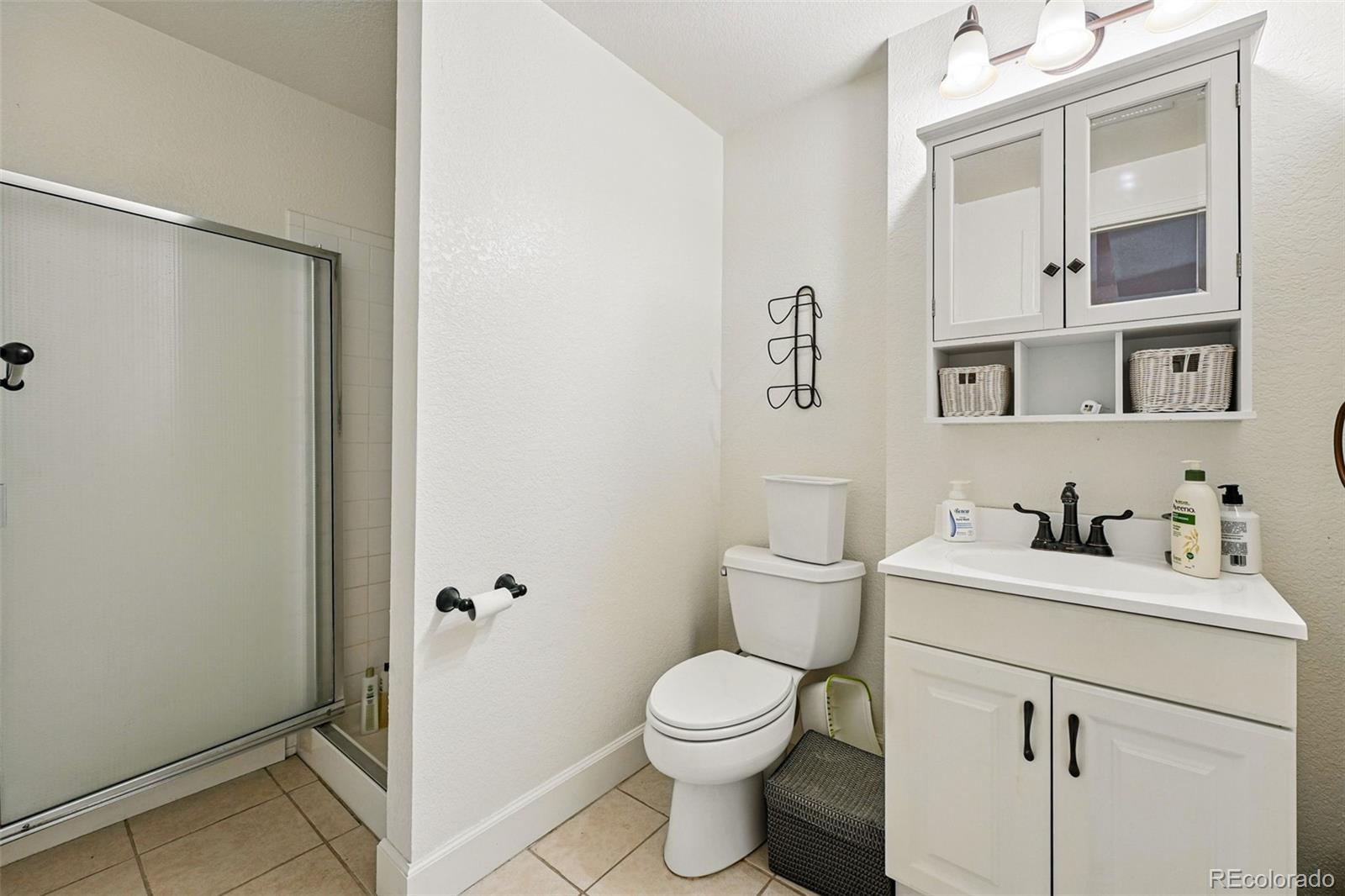 1063 Roslyn Court
