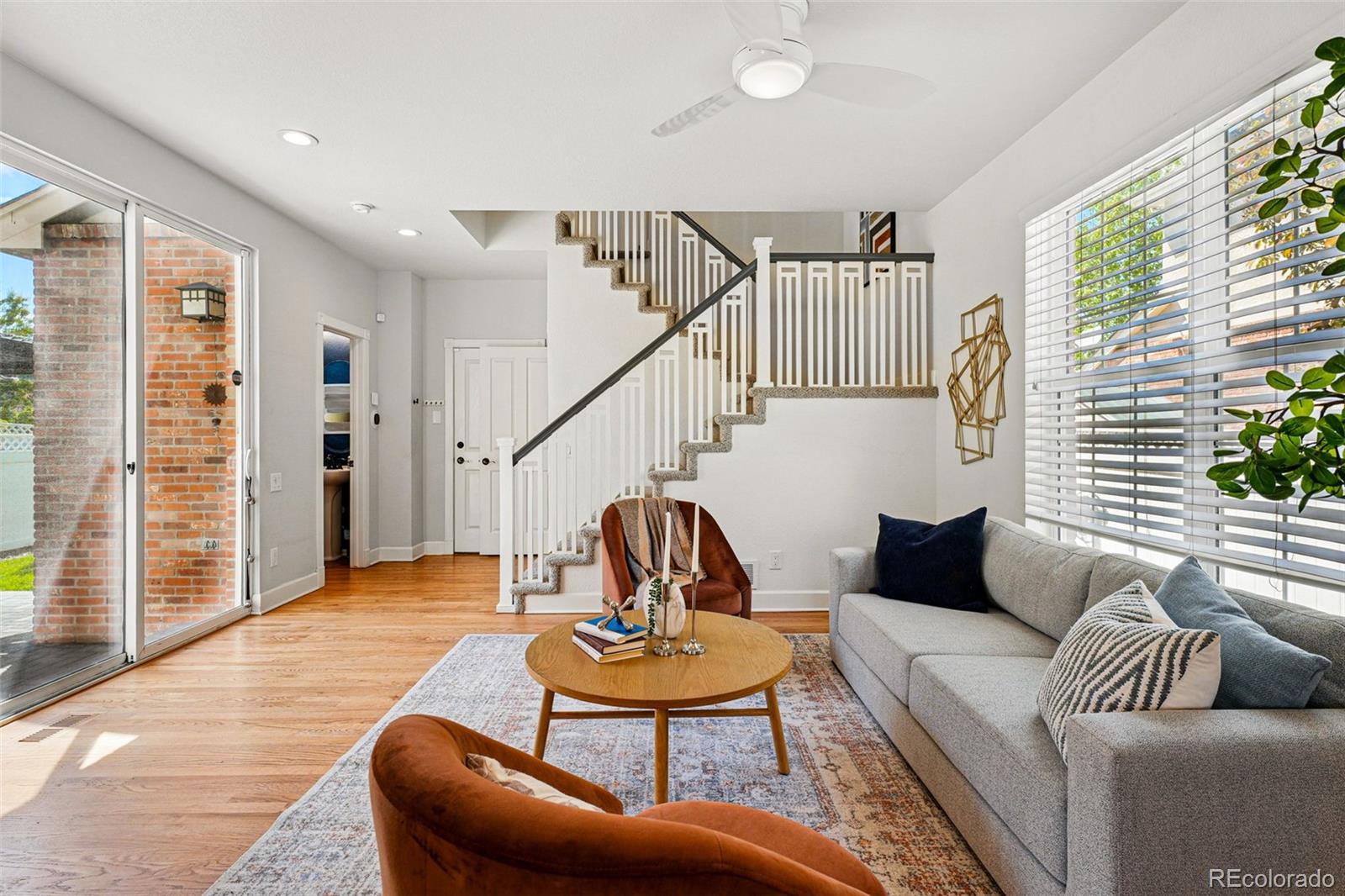 1063 Roslyn Court