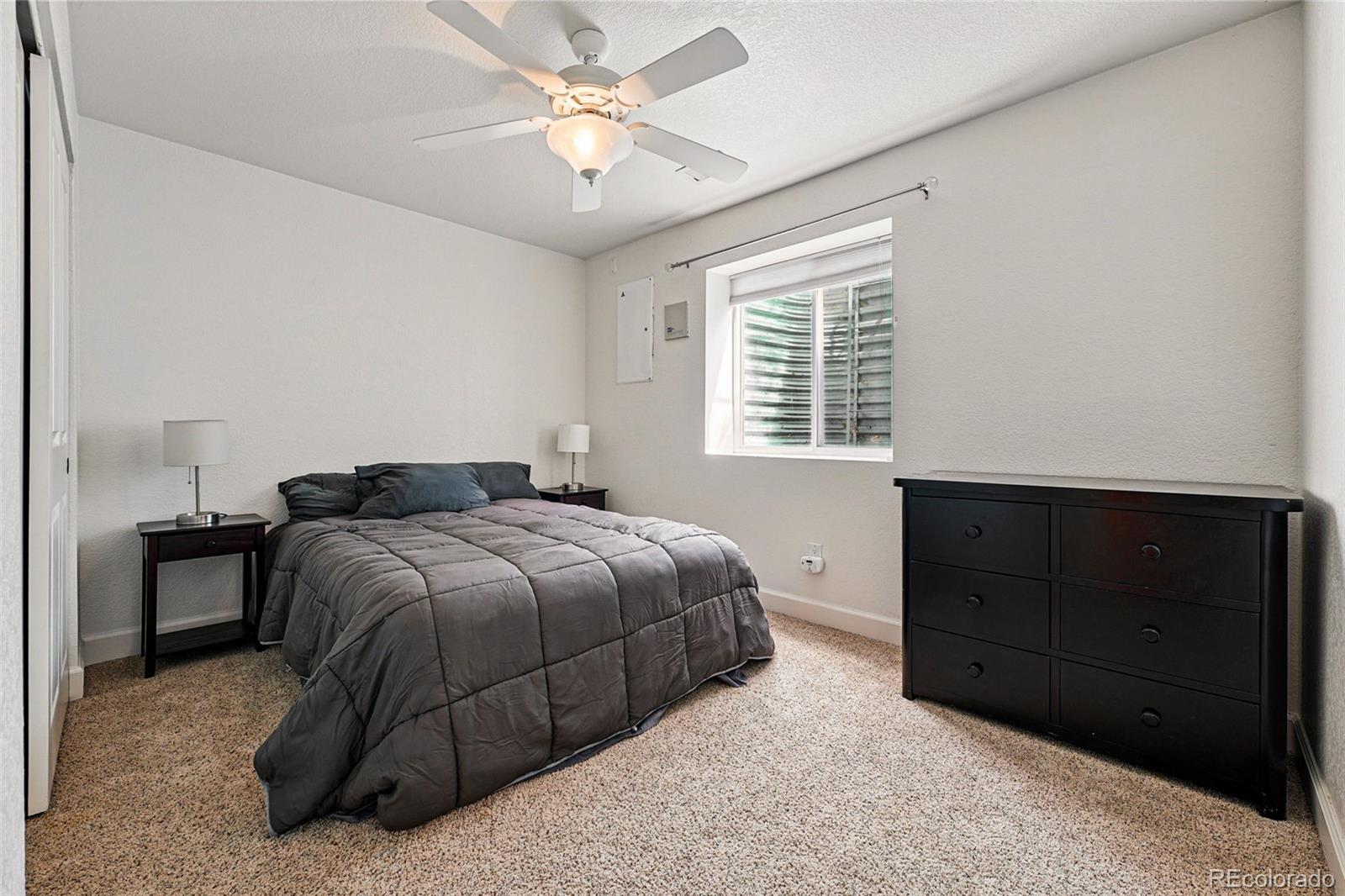 1063 Roslyn Court