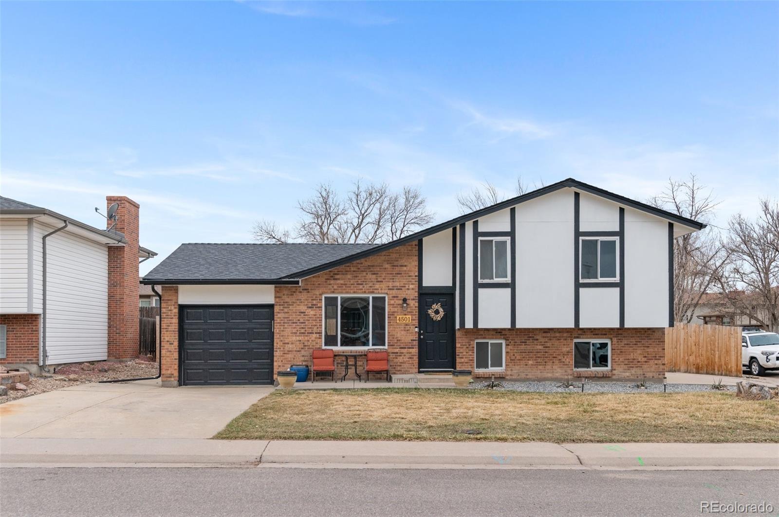 4501 S Holland Street