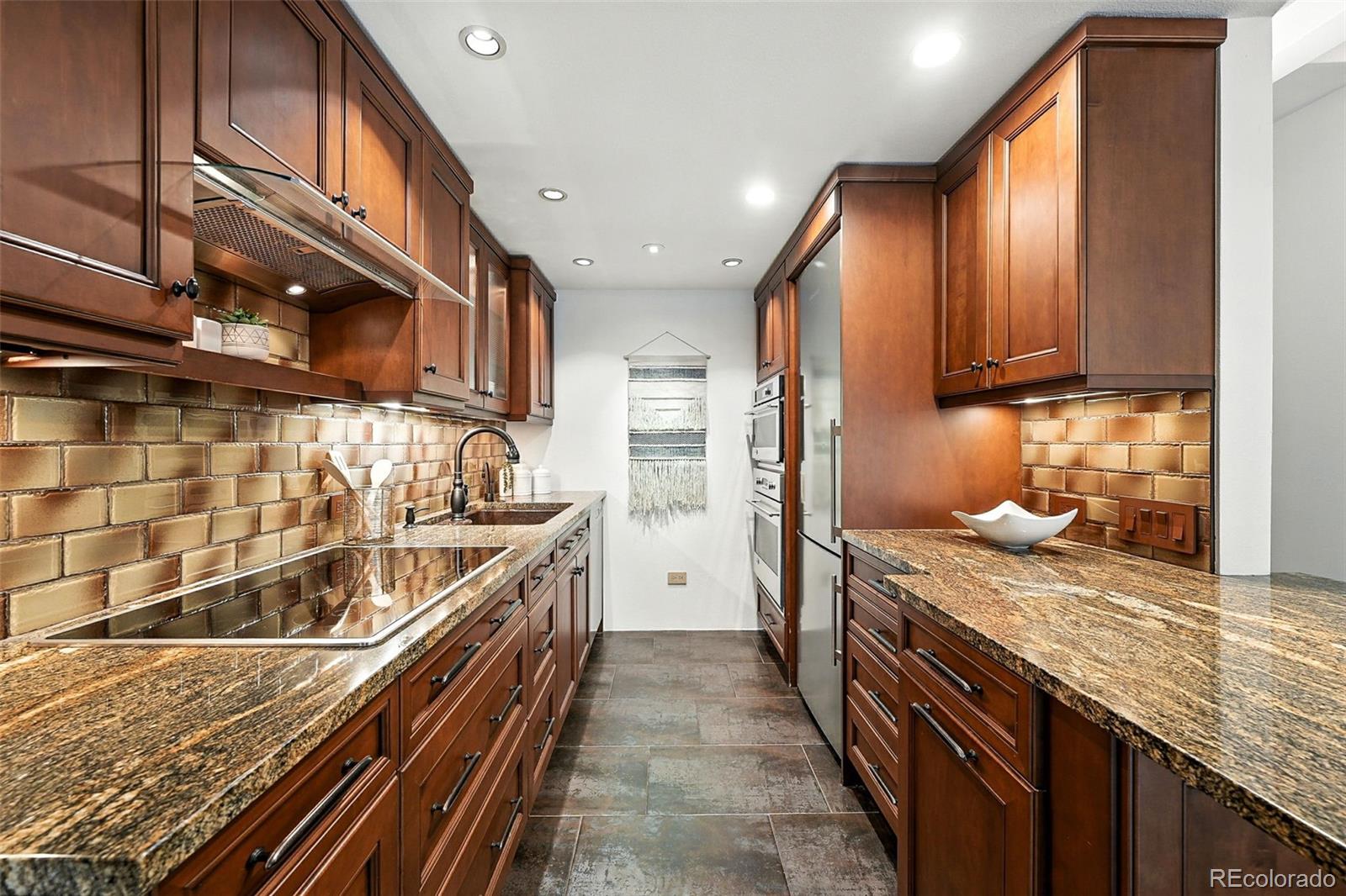 1265 Race Street Unit: 202