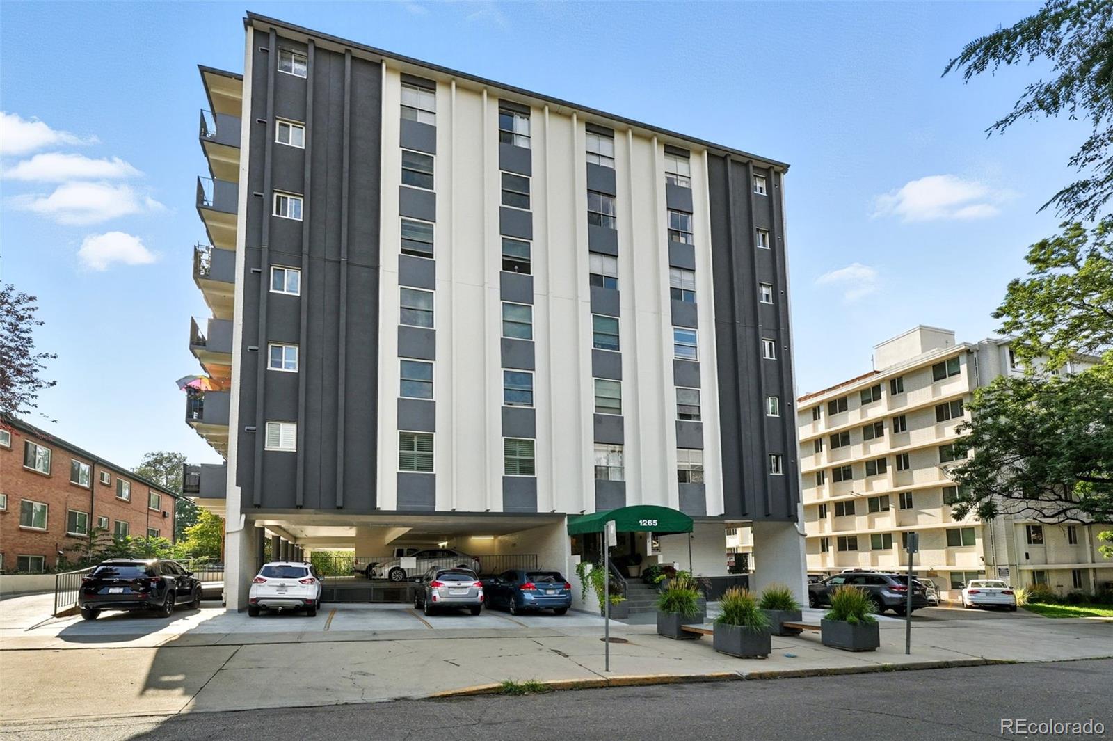 1265 Race Street Unit: 202