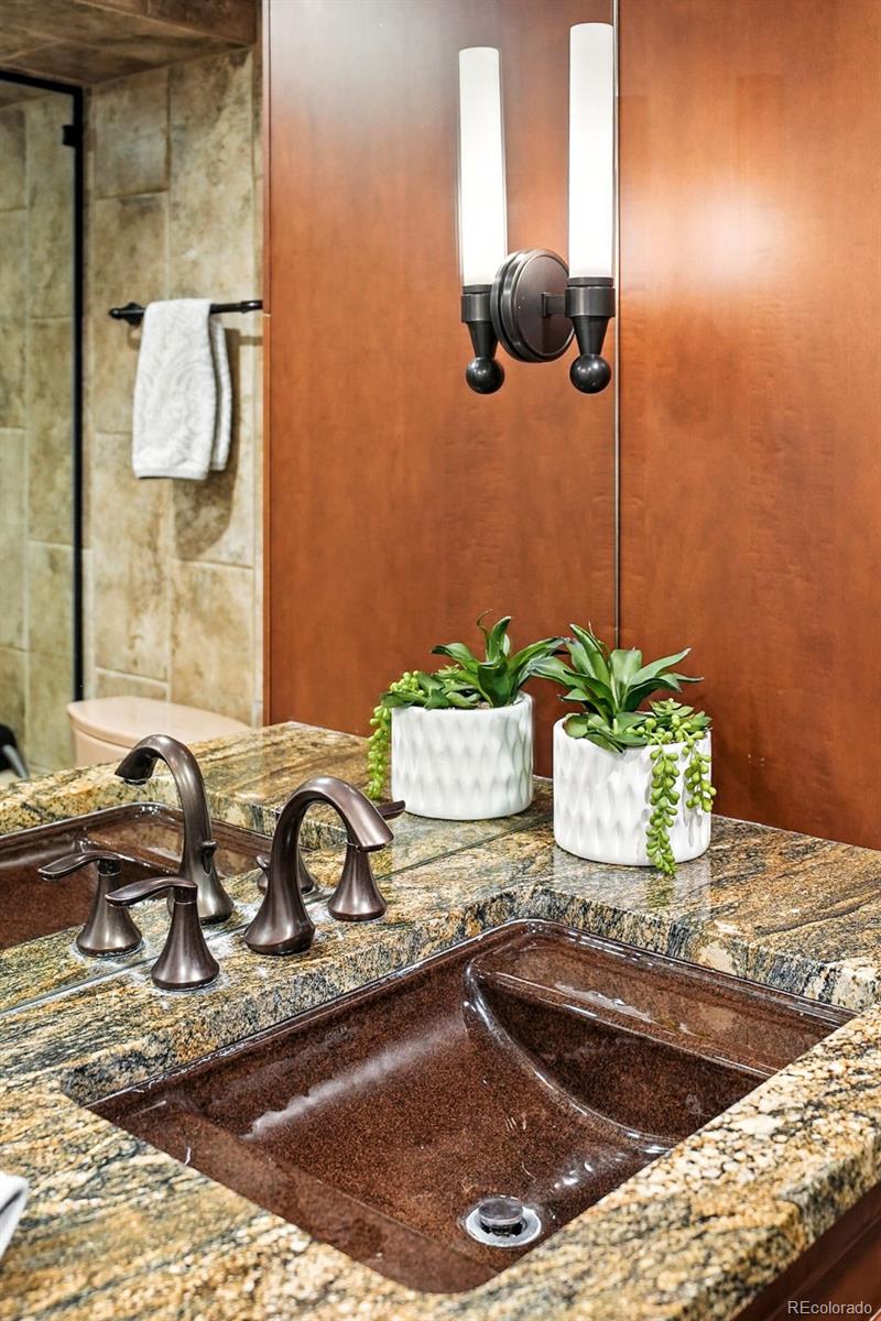 1265 Race Street Unit: 202