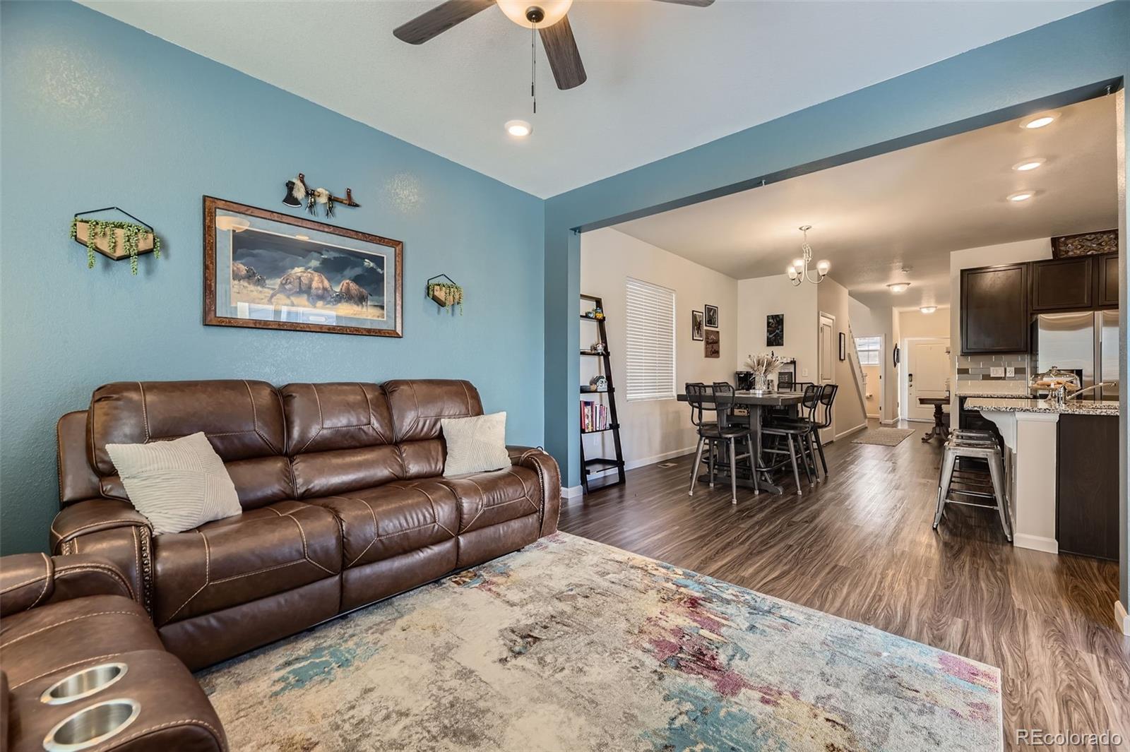 5332 Blue Lunar Lane