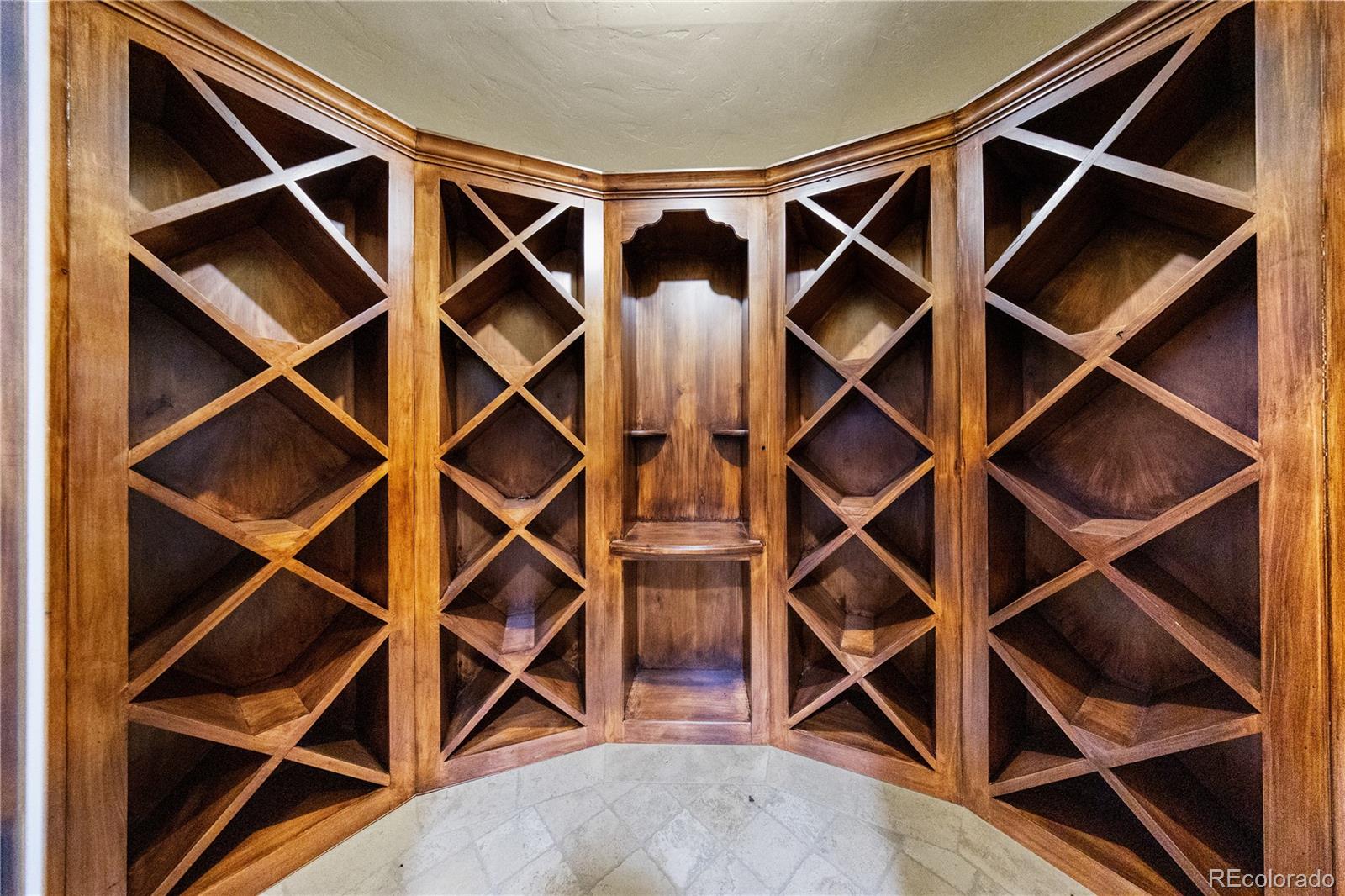 850 E Radcliff Avenue