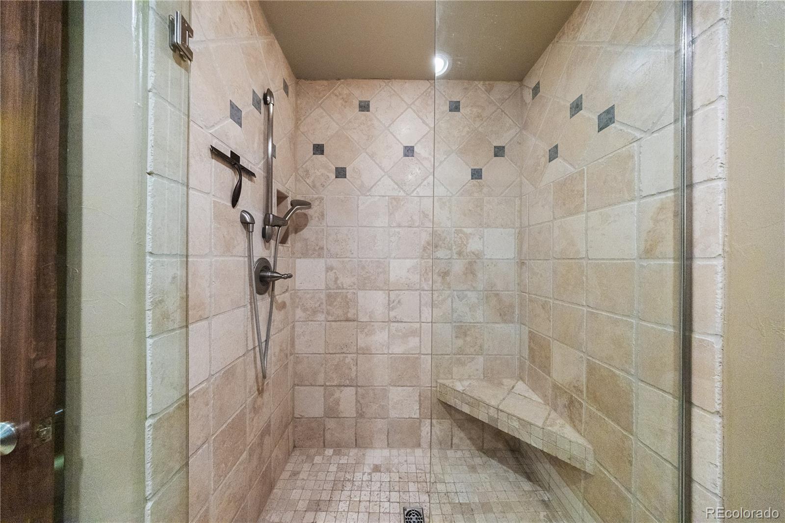 850 E Radcliff Avenue