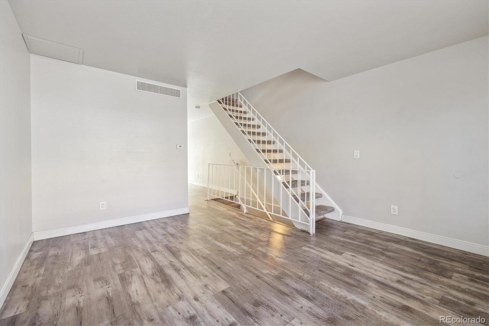8915 Field Street Unit: 118