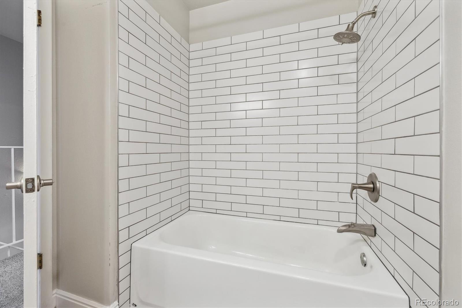 8915 Field Street Unit: 118