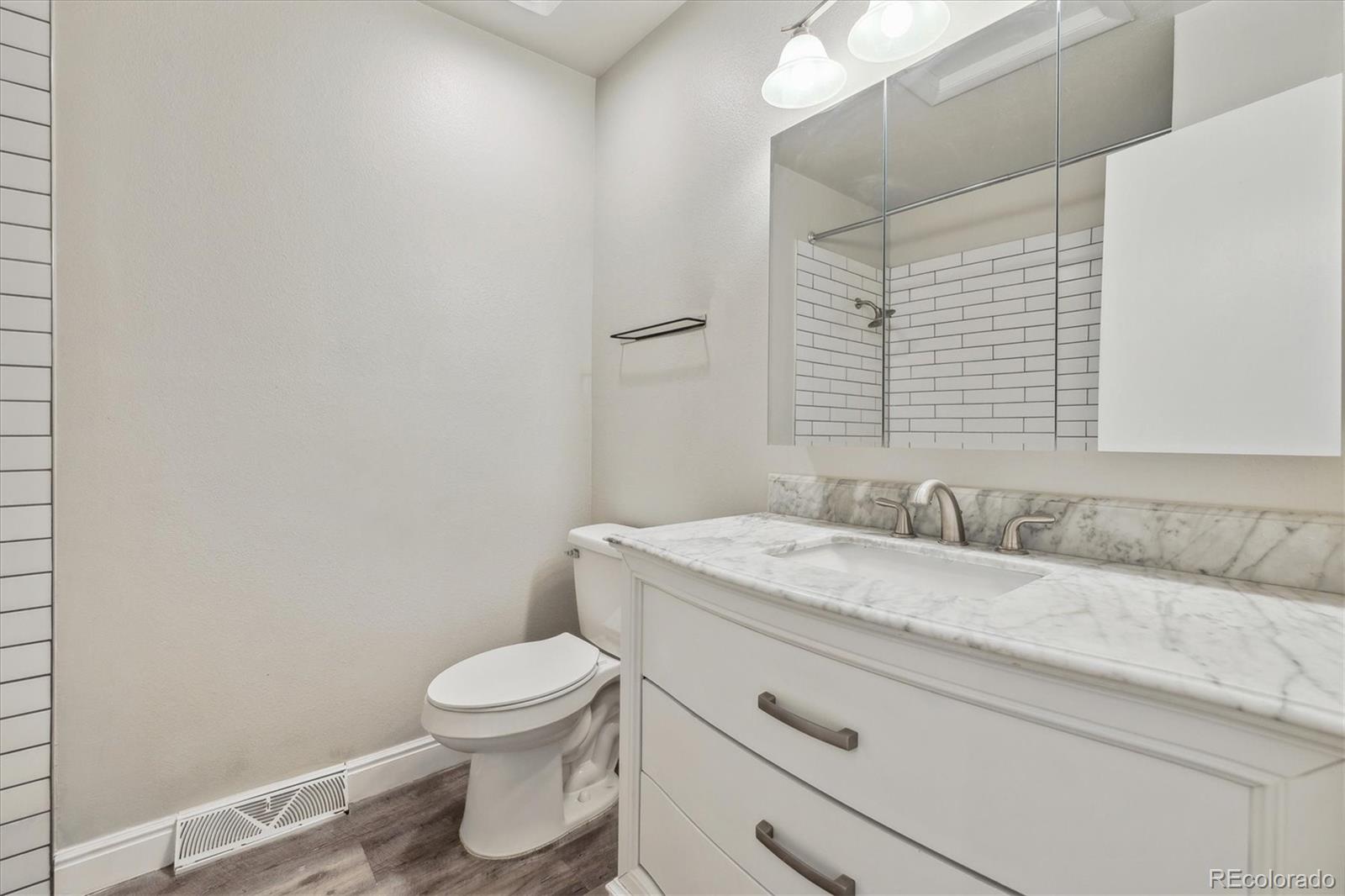 8915 Field Street Unit: 118