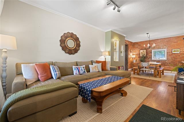 4633 Bryant Street