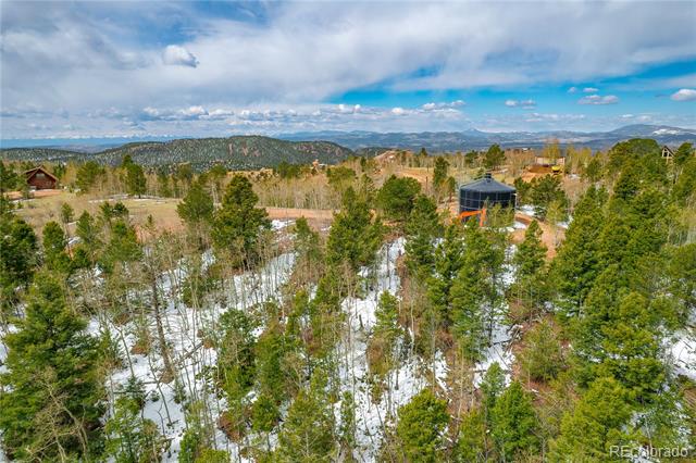 224 Deadwood Road