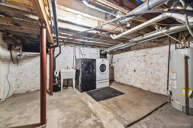 35 W Byers Place