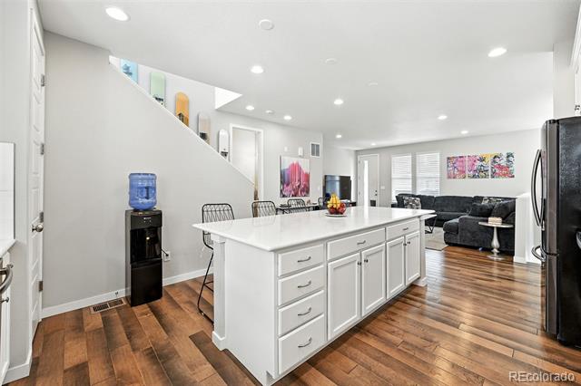 8332 Rivulet Point