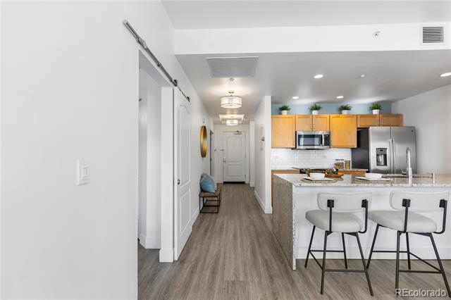 300 W 11th Avenue Unit: 6D