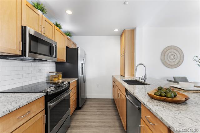 300 W 11th Avenue Unit: 6D