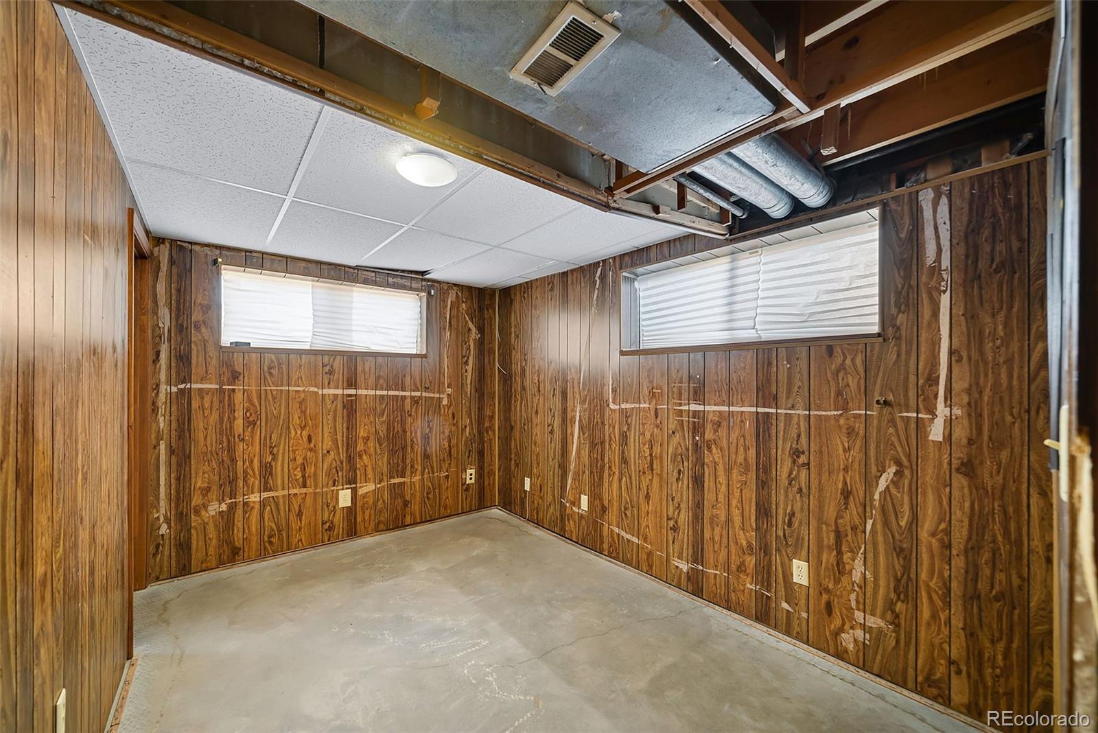 2801 S Roslyn Street