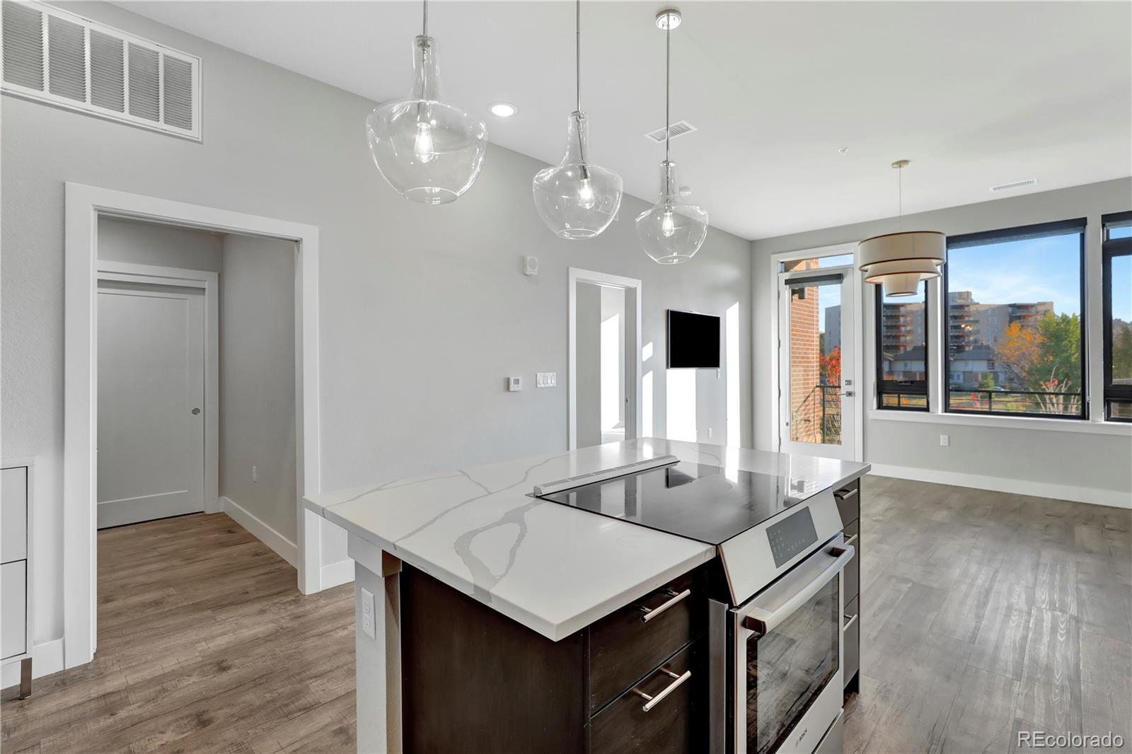 6618 E Lowry Boulevard Unit: 210