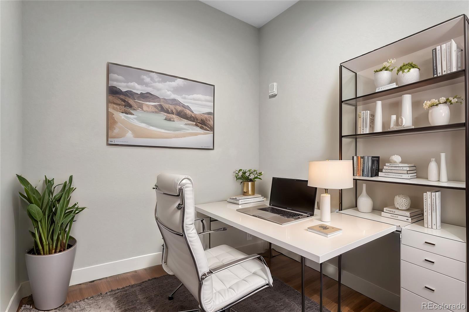 6618 E Lowry Boulevard Unit: 210
