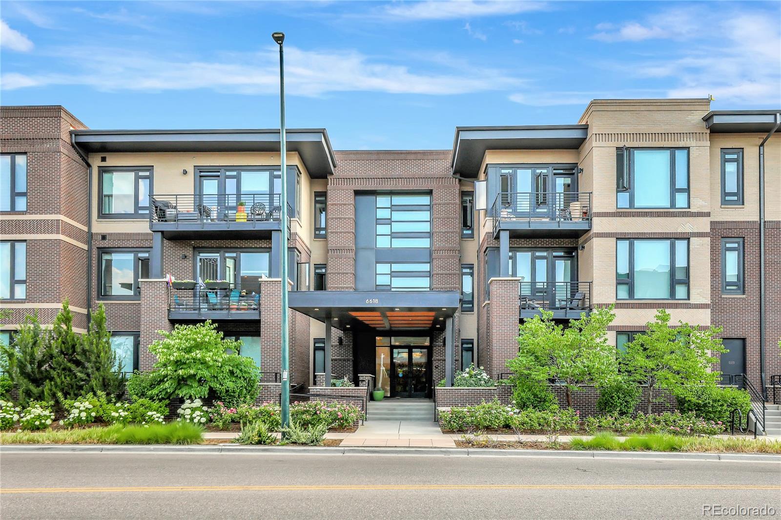 6618 E Lowry Boulevard Unit: 210