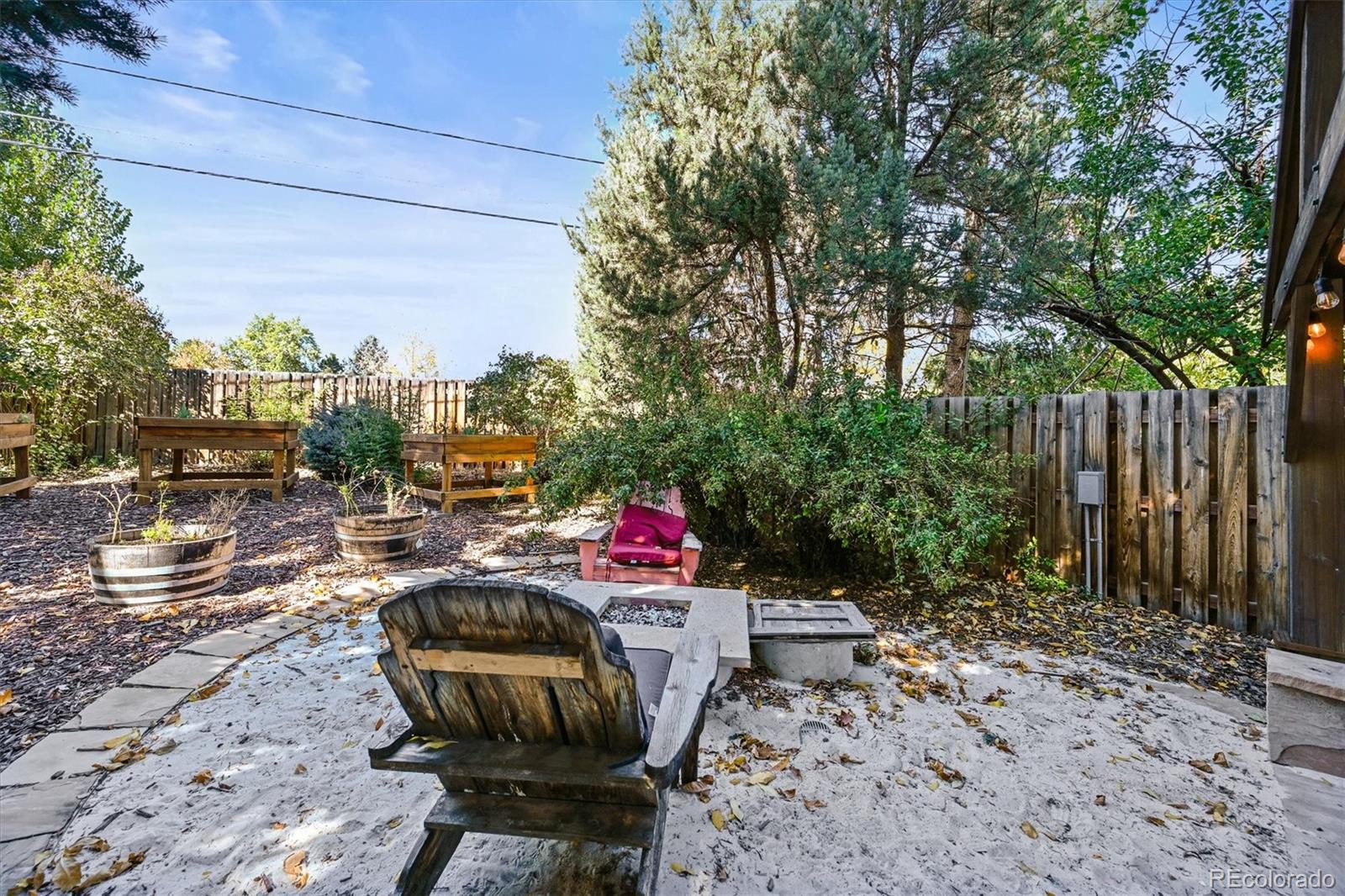 987 S Johnson Street