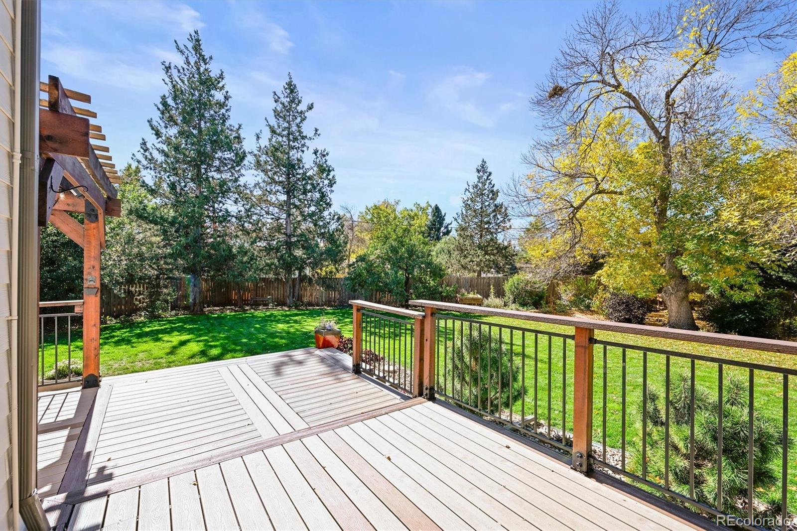 987 S Johnson Street