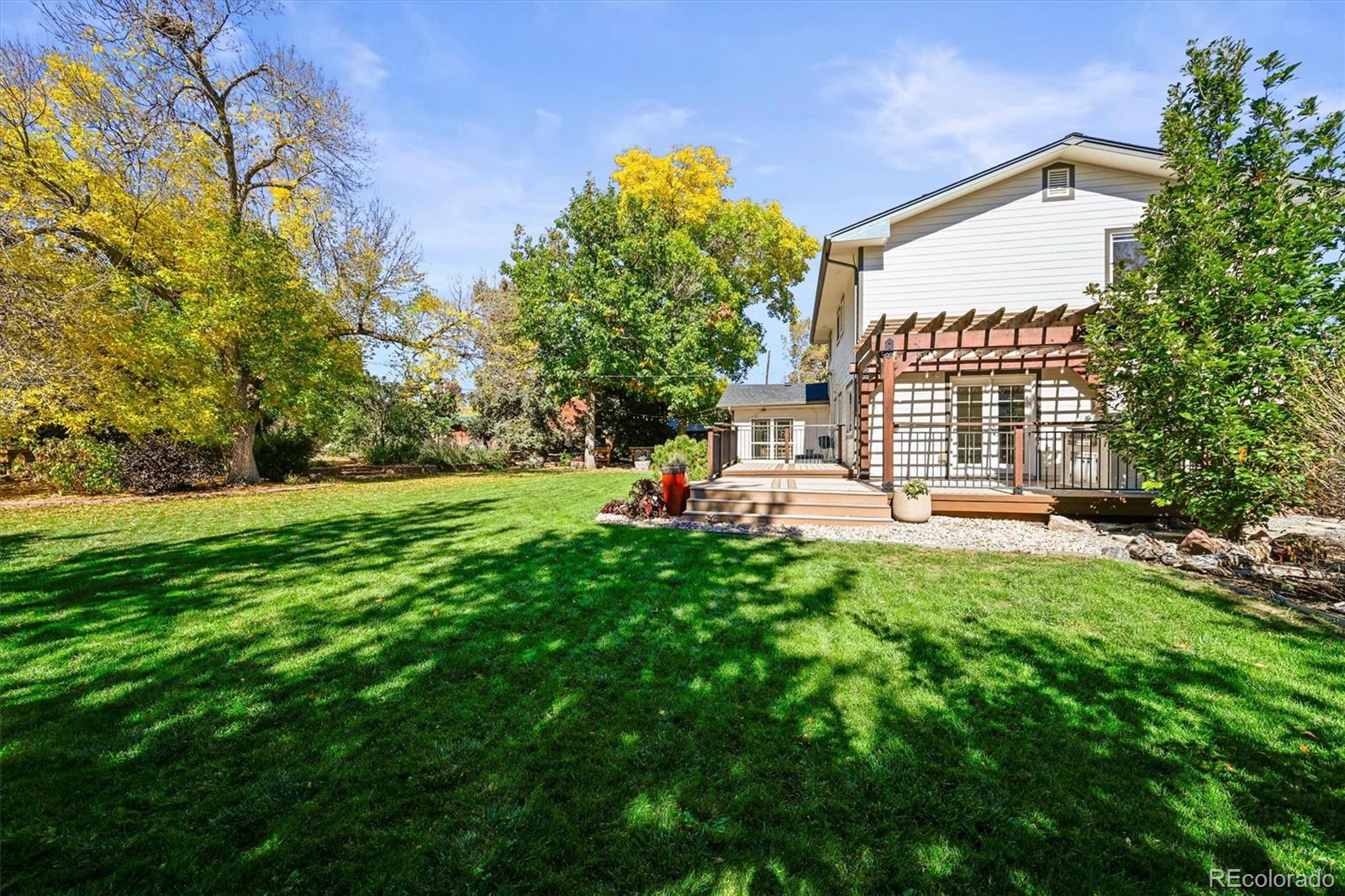 987 S Johnson Street