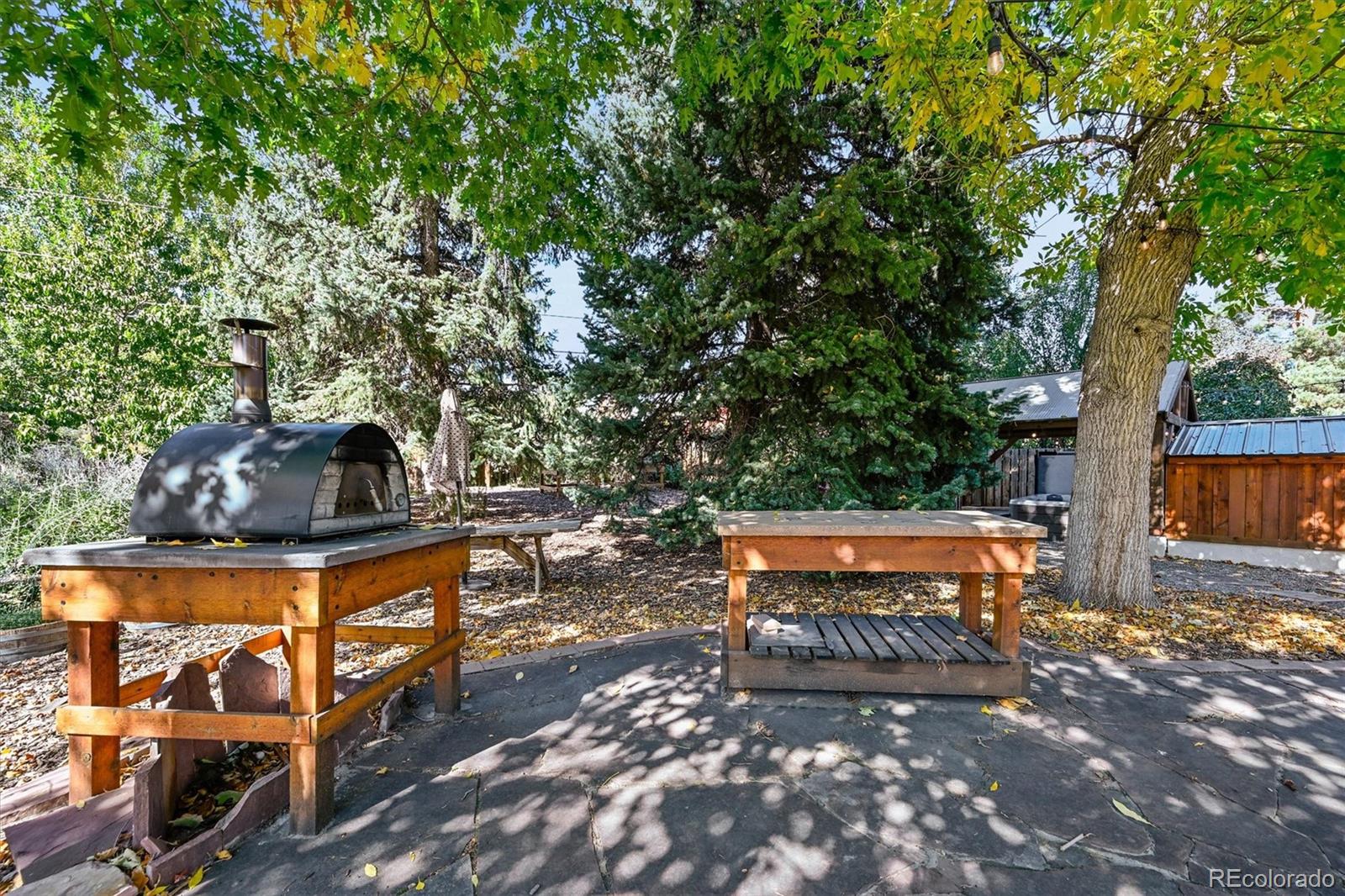 987 S Johnson Street