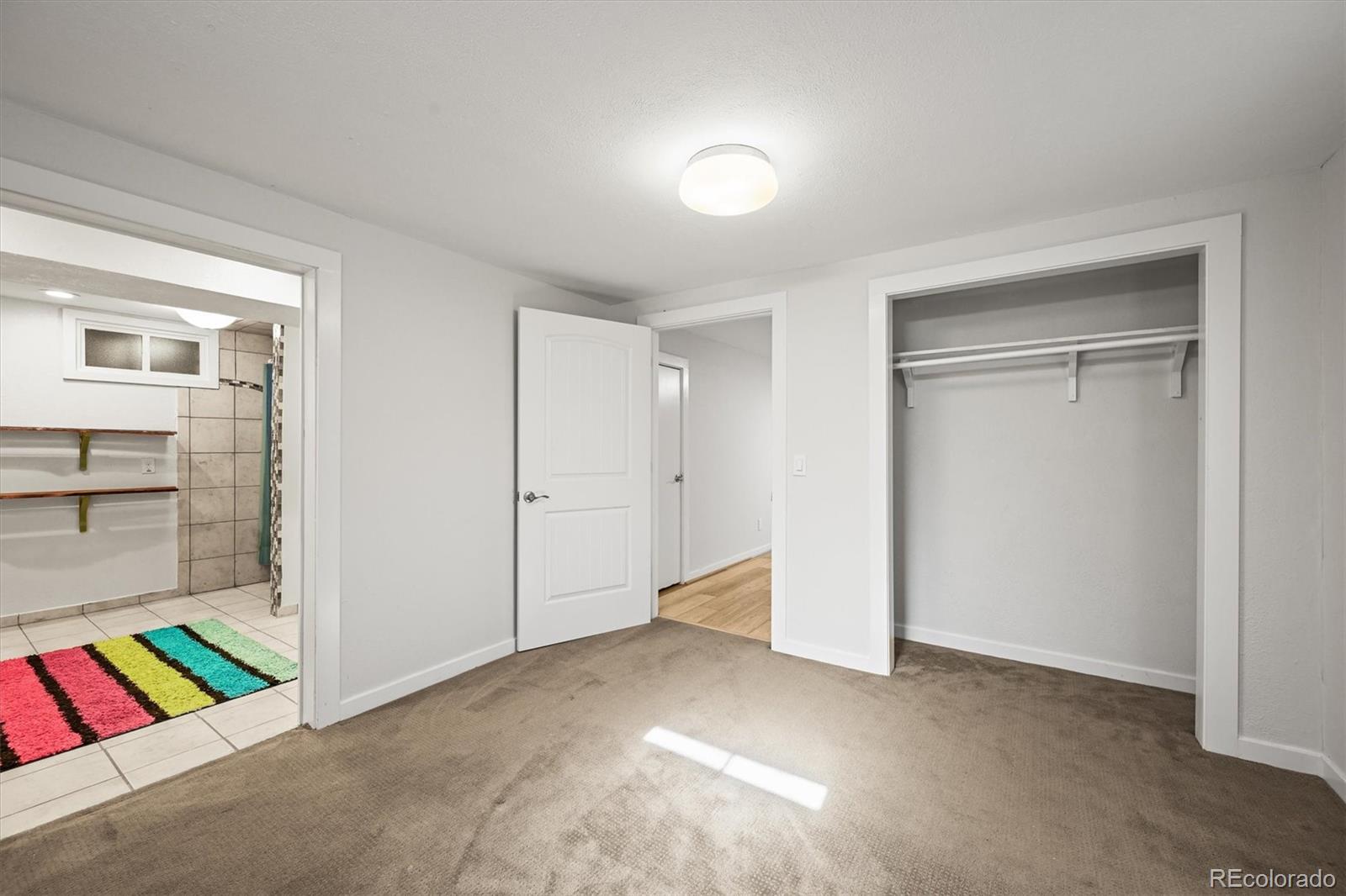 987 S Johnson Street